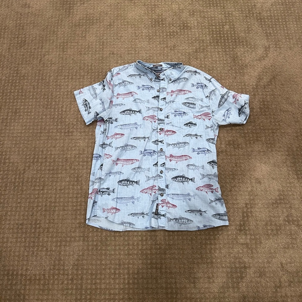 Eddie Bauer Botton Up T-Shirt.